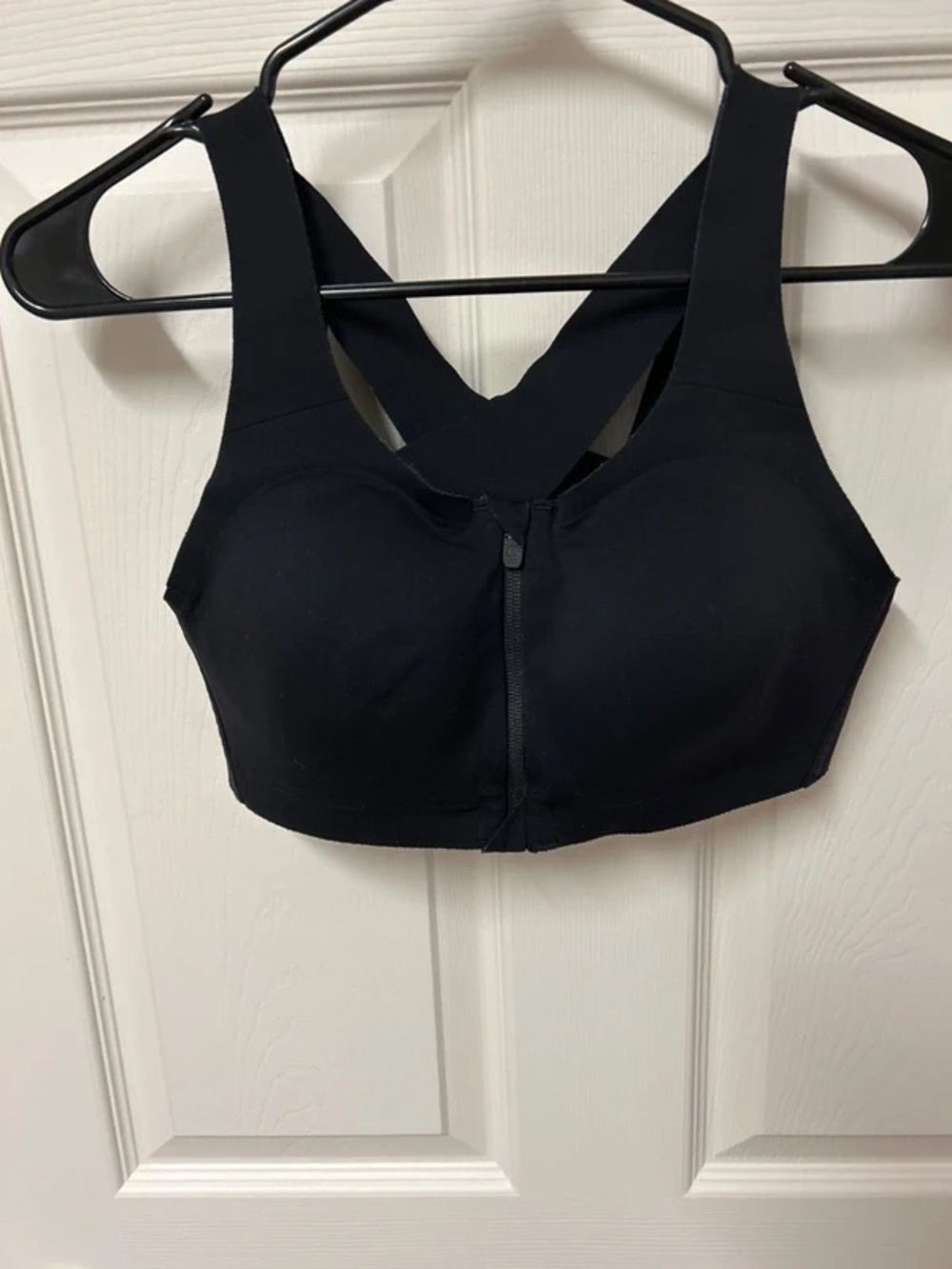 Lululemon Enlite zip front bra